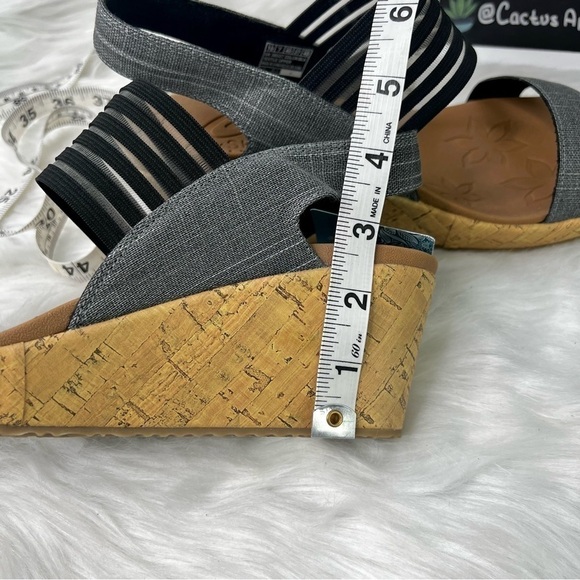 New Women’s Skechers Beverlee Smitten Kitten Wedge Sandal Size 10 - Picture 6 of 8